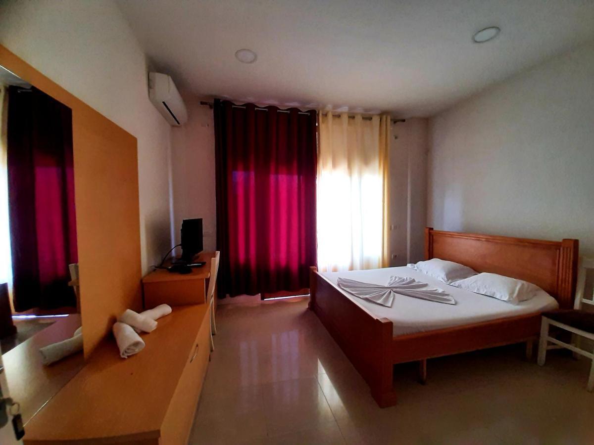 Hotel Vila Giorgio Shkodër Eksteriør billede