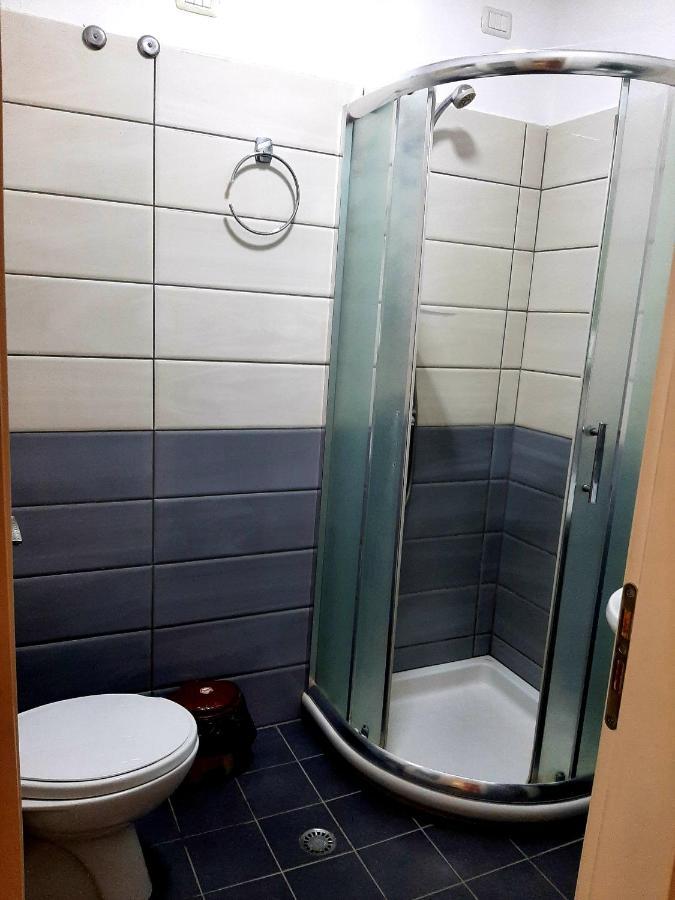 Hotel Vila Giorgio Shkodër Eksteriør billede