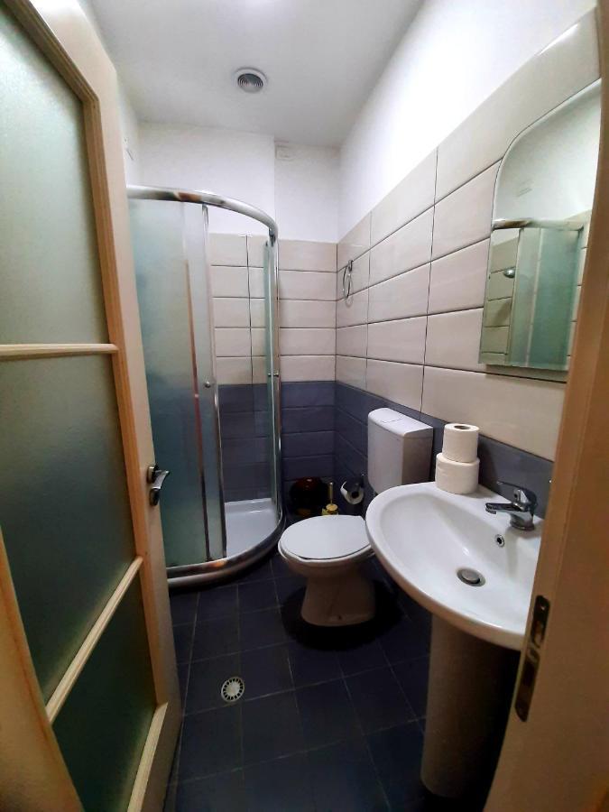 Hotel Vila Giorgio Shkodër Eksteriør billede