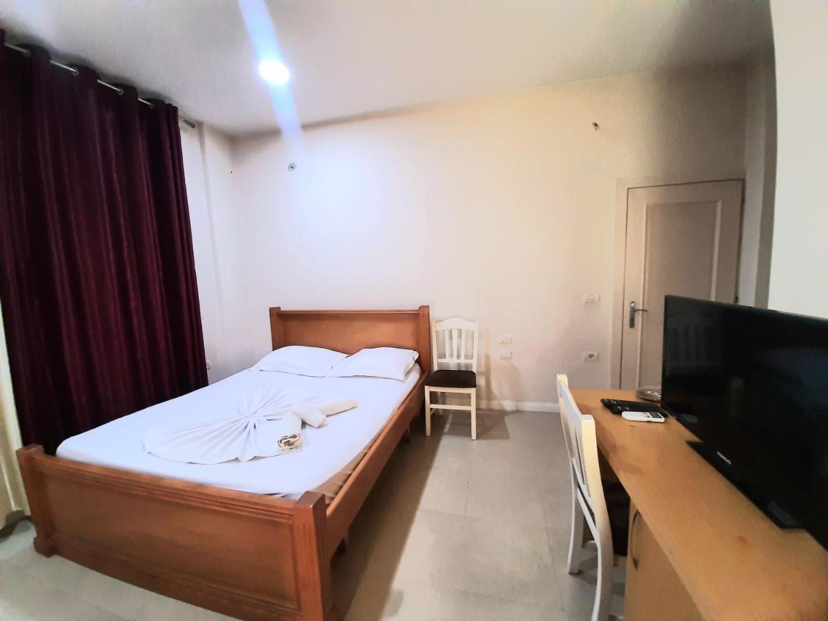 Hotel Vila Giorgio Shkodër Eksteriør billede
