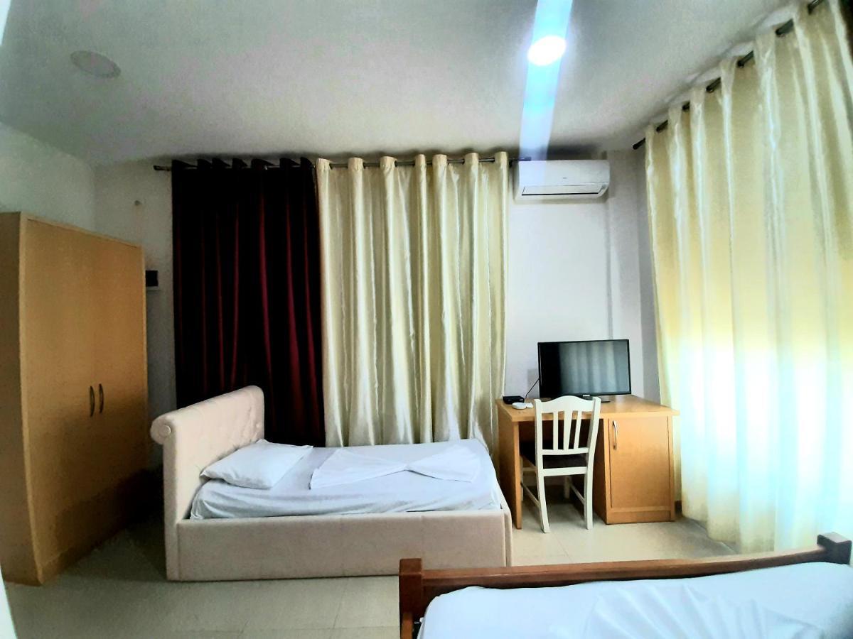 Hotel Vila Giorgio Shkodër Eksteriør billede