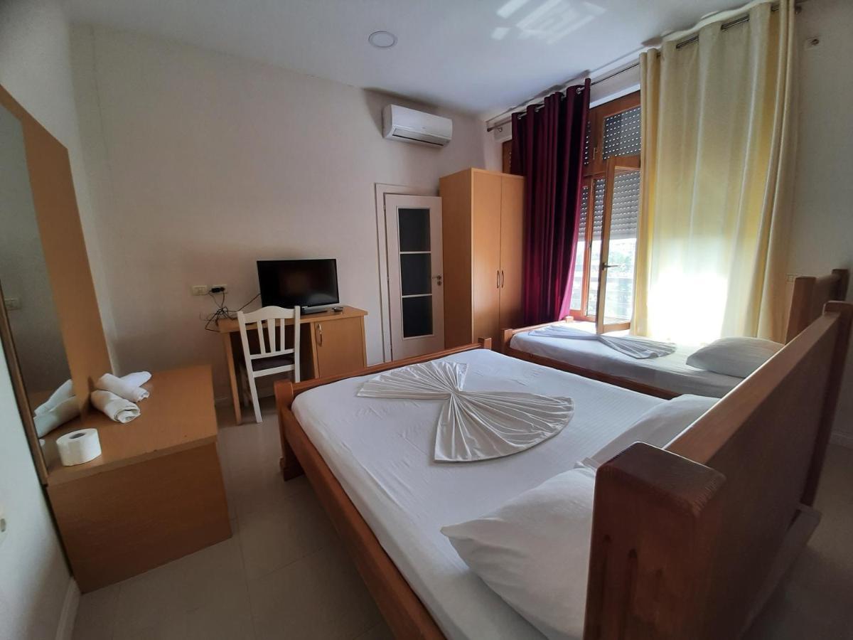 Hotel Vila Giorgio Shkodër Eksteriør billede